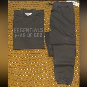 Fear of God Essentials Set